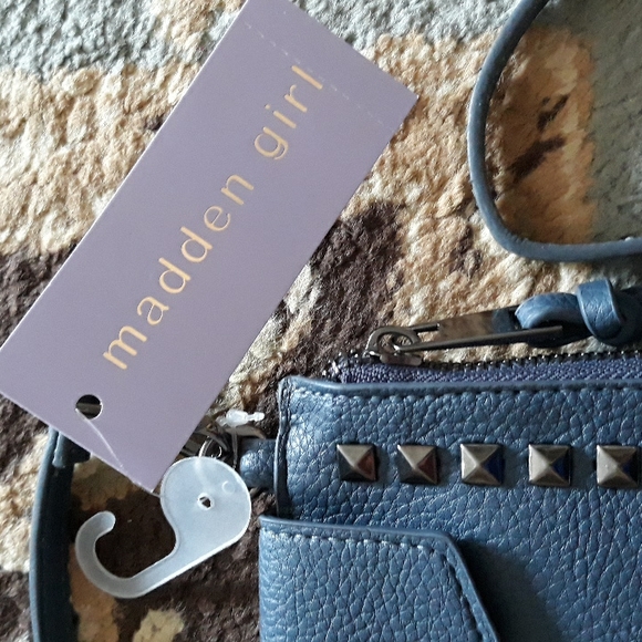 4x*Host Pick*Madden Girl studded crossbody bag - Picture 2 of 16